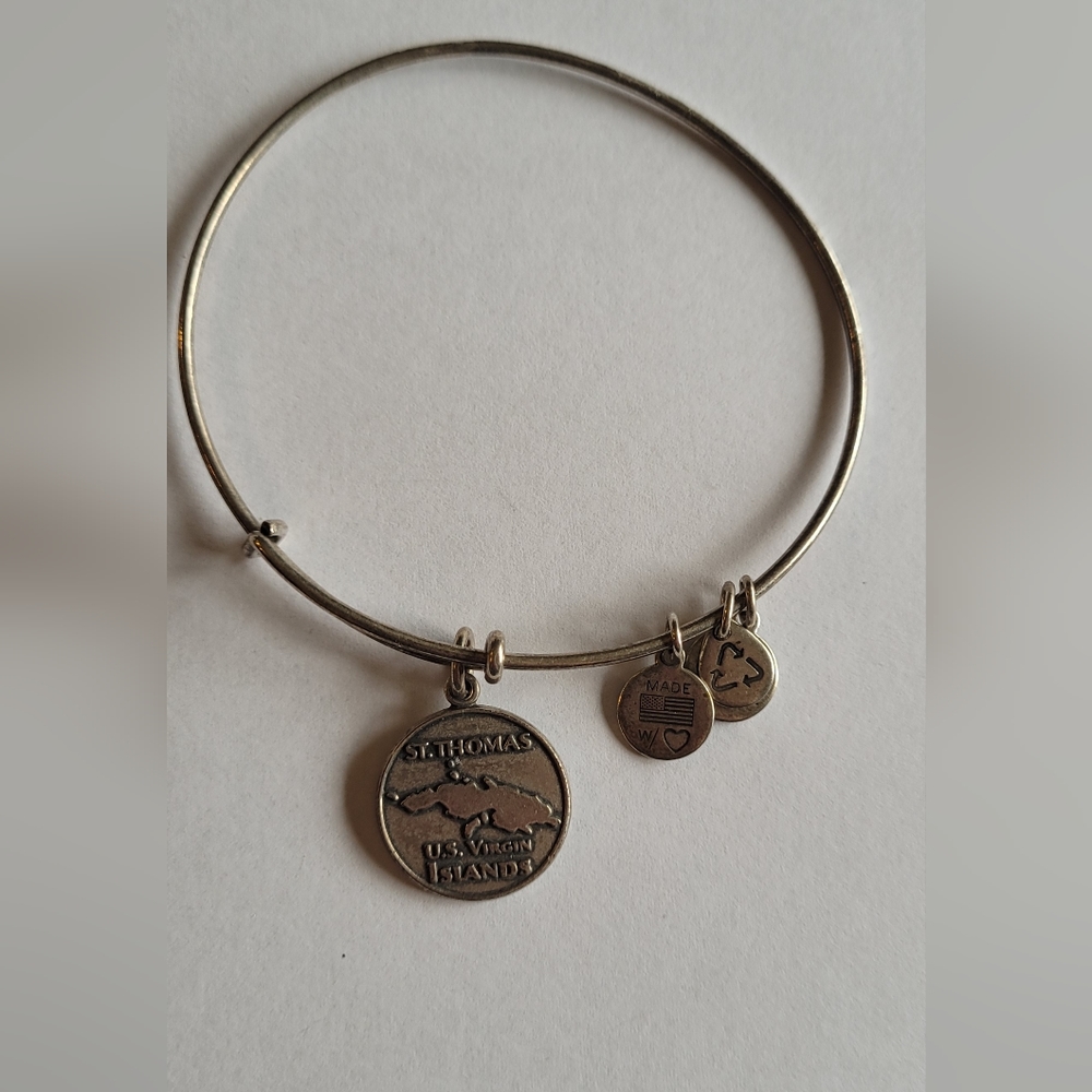 St. Thomas Alex and Ani